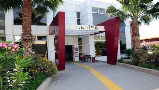 Seferihisar Belediyesi'nde rüşvet operasyonu: 6 kişi gözaltında