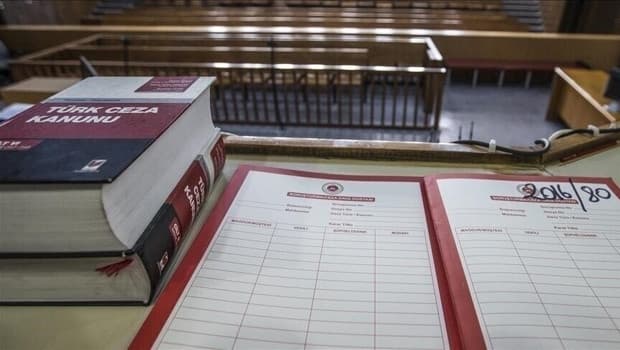 Yolsuzluk davasında dokuz kişi tahliye edildi