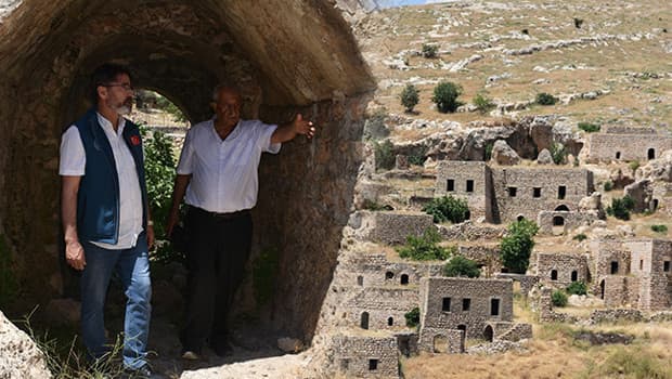 Ezidiler, yıllar sonra Mağara köyüne geri dönmeye başladı