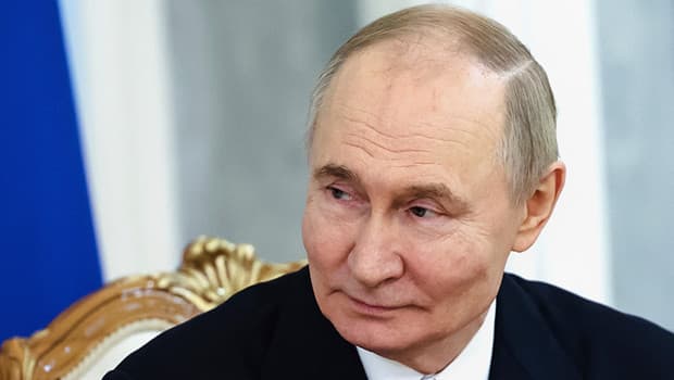 Putin, İstanbul mutabakatlarıyla barış görüşmelerine hazır olduklarını belirtti