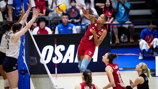 A Milli Kadın Voleybol Takımımız, ABD'ye 3-2 yenildi