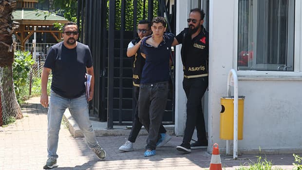 Antalya'da iki ablasını boğmaya çalışan şüpheli tutuklandı