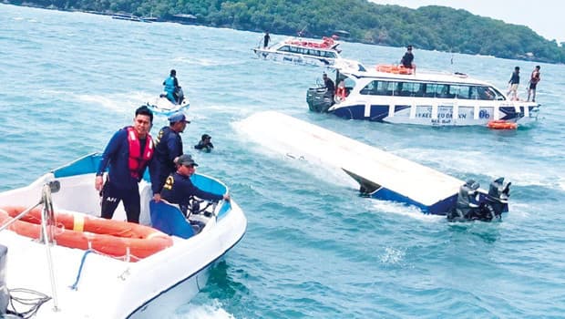 Vietnam'da turist teknesi alabora oldu, 15 kişi hayatını kaybetti