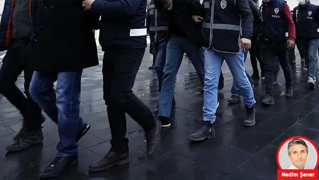10 yılda FETÖ soruşturması kapsamında 720 bin kişi incelendi