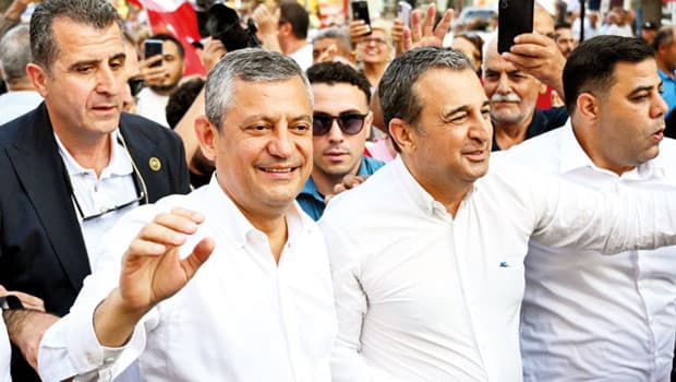 Özel, olağanüstü kurultay için çağrı heyeti talep edecek