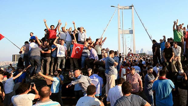 15 Temmuz'da milli irade vurgusu: Siyasiler ortak mesaj verdi