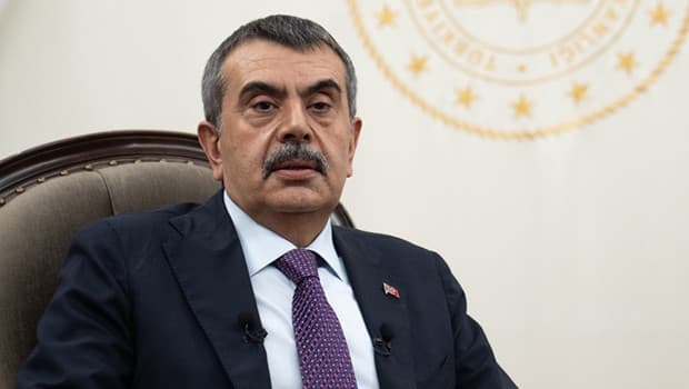 Yusuf Tekin, Osmanlı ve Cumhuriyet müfredatında değişiklik gerektiğini belirtti