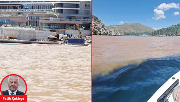 Marmaris Körfezi'nde turistler çevre kirliliğini görüntüledi