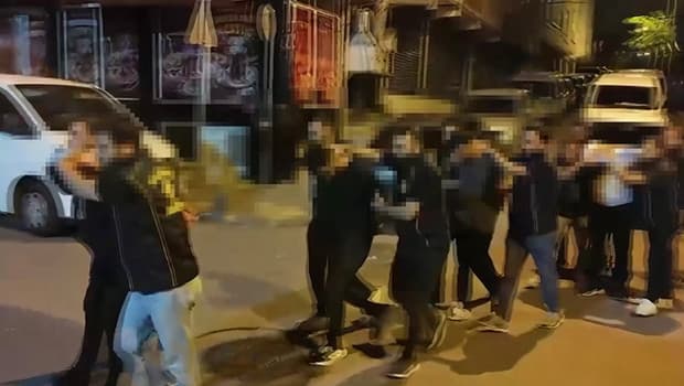 Bağcılar'da uyuşturucu baskınında 5 firari yakalandı