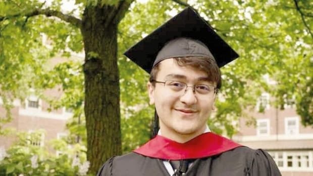 Afganistan'dan Türkiye'ye gelen genç, Harvard'da mezun oldu