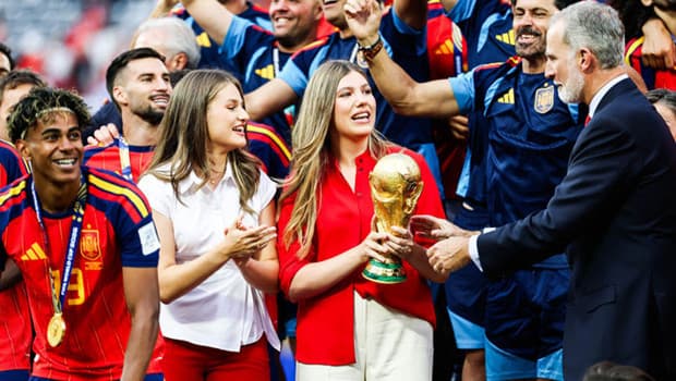 İspanyol kraliyet ailesi etkinliklerde dikkat çekmeye devam ediyor.