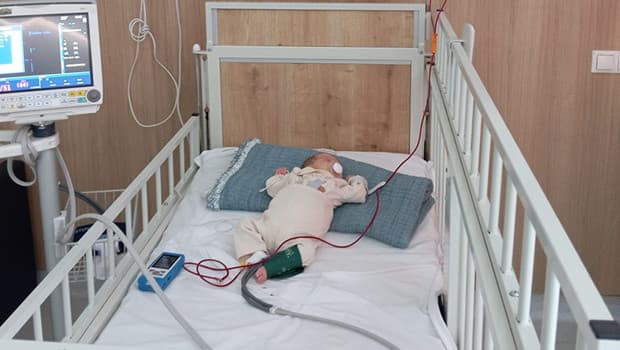 Kanserle mücadele eden 4 aylık Kaan için aile hekim desteği bekliyor