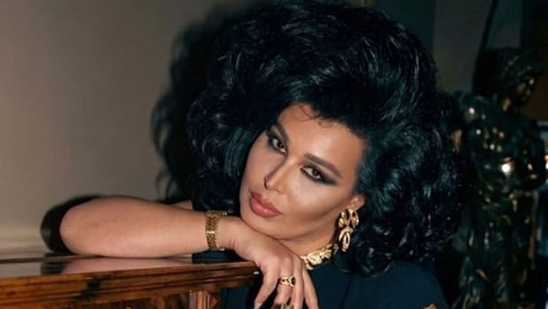 Bülent Ersoy'un hayat hikayesi sinemaya uyarlanıyor