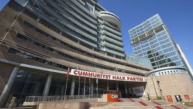 CHP MYK'dan önemli değişiklik: 4 il teşkilatı kapatıldı, 5 ilde yeni başkan atandı