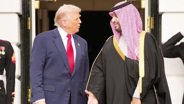 Trump, Suudi Arabistan'ın nükleer anlaşmasını İsrail ile normalleşmeye bağlıyor