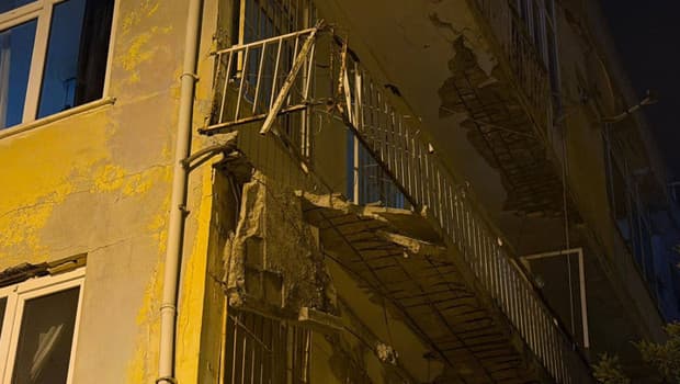 Üsküdar'da 4 katlı bina mühürlendi