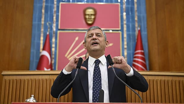 Özgür Özel CHP'den istifa etti, yeni parti kurulacak