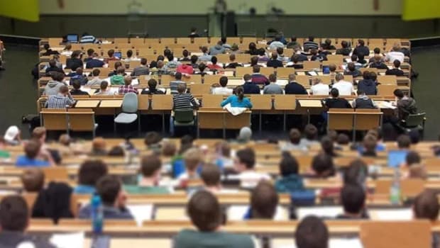 YKS tercih dönemi başladı, üniversite kontenjanları açıklandı