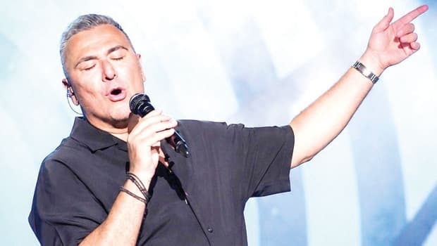 Antonis Remos, Titanic Luxury Collection Bodrum'da sahne aldı