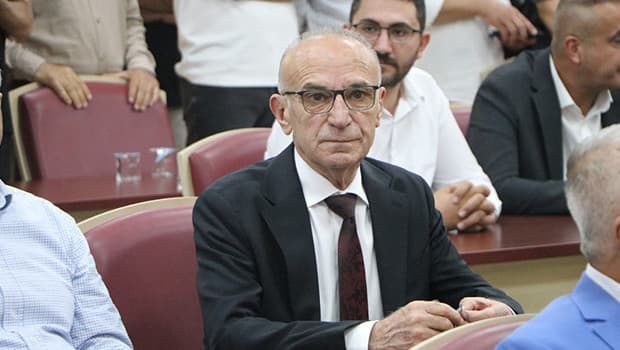 Yüreğir'de Cafer Boyraz yeniden belediye başkan vekili seçildi