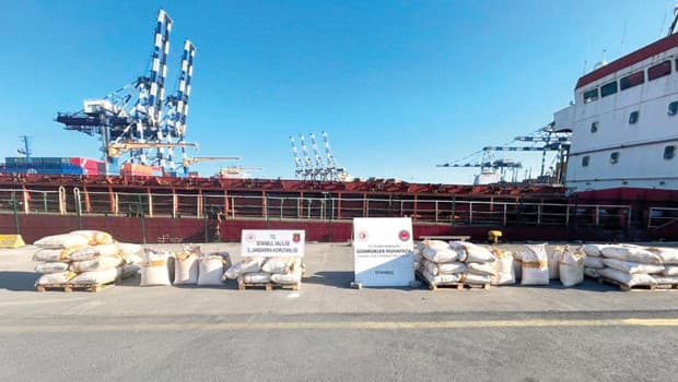 Ambarlı Limanı'nda 3 ton uyuşturucu yakalandı