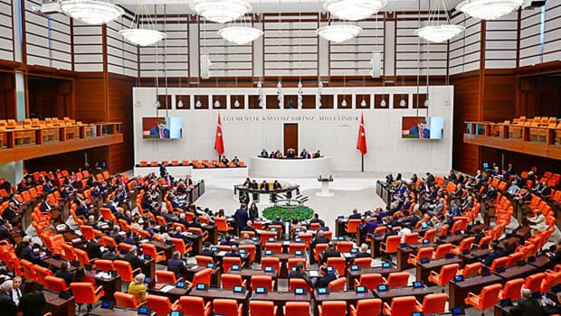 Meclis'te Milli Dayanışma Yasası 467 oyla kabul edildi