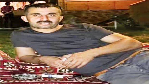 Diyarbakır'da bıçaklı saldırı: Erkan Ceylan çocuklarının önünde yaralandı