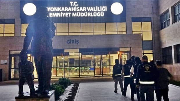 Afyonkarahisar'da oto sanayiden araç çalan 3 şüpheli yakalandı