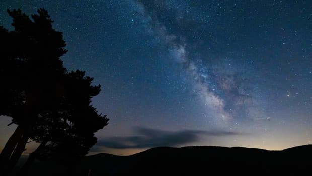 Perseid meteor yağmuru ve Güneş tutulması gökyüzünde izlendi