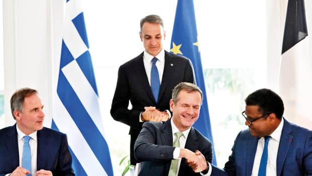 Atina, Washington'dan iki destek arıyor