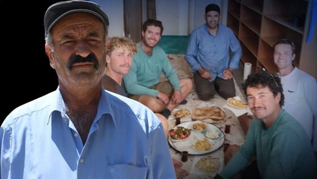 Yeni Zelanda'dan gelen turistler Sivas'ta Müslüman oldu