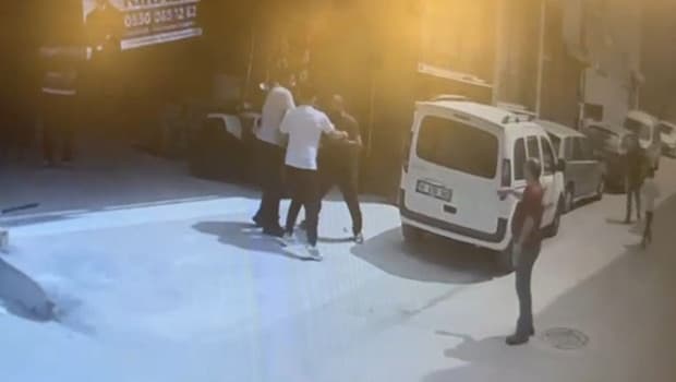 Bursa'da akrabalar arasında dükkan kavgasında 6 kişi yaralandı, 4 kişi gözaltına alındı