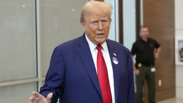 İran'dan Trump'a Hürmüz Boğazı uyarısı