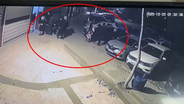 Mardin'de üniversite öğrencisi Fırat'ın annesi, şüphelilerin kadın kıyafetiyle kaçtığını iddia etti