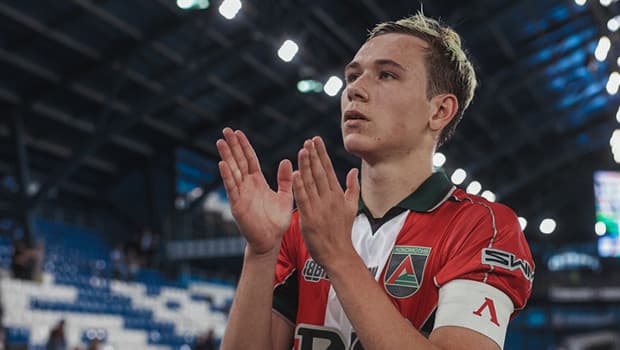 Galatasaray, Aleksey Batrakov'u transfer etti.