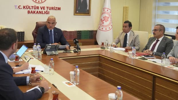 Bakan Ersoy, 2027'de İstanbul'da yapılacak UNESCO toplantısının hazırlıklarını başlattı