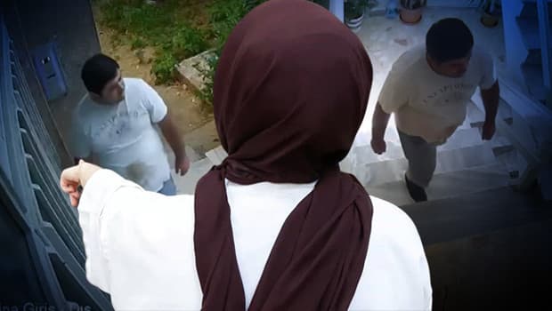 Sultangazi'de takıntılı komşu, genç kadının annesini bıçakladı