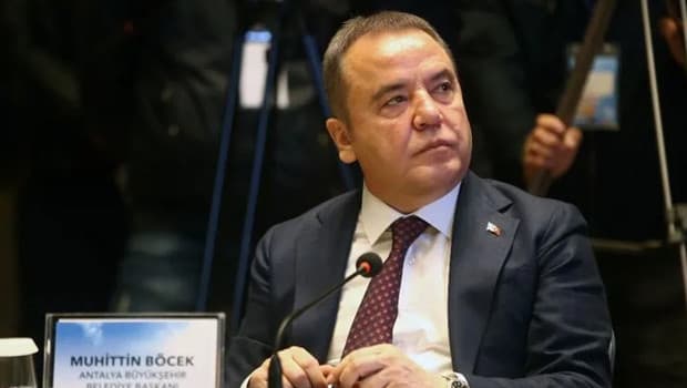 Muhittin Böcek, Ekrem İmamoğlu'nun 15 milyon euro talep ettiğini öne sürdü