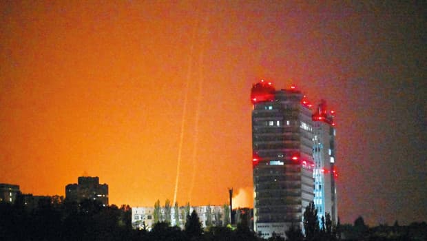 Kiev 9 saat boyunca füze saldırısına uğradı