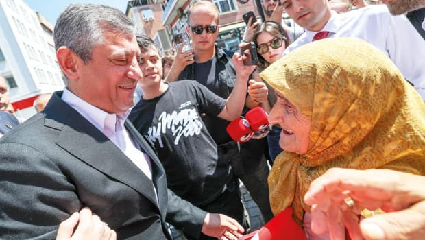 Özel: Yeni Parti üyeleri genel başkanı seçecek