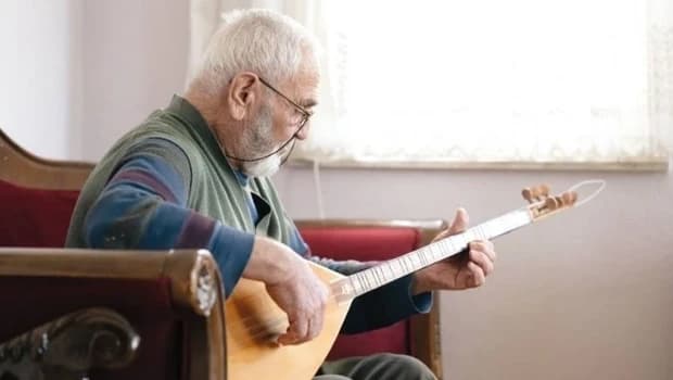 Alzheimer'dan korunmak için zihinsel aktiviteler önemli