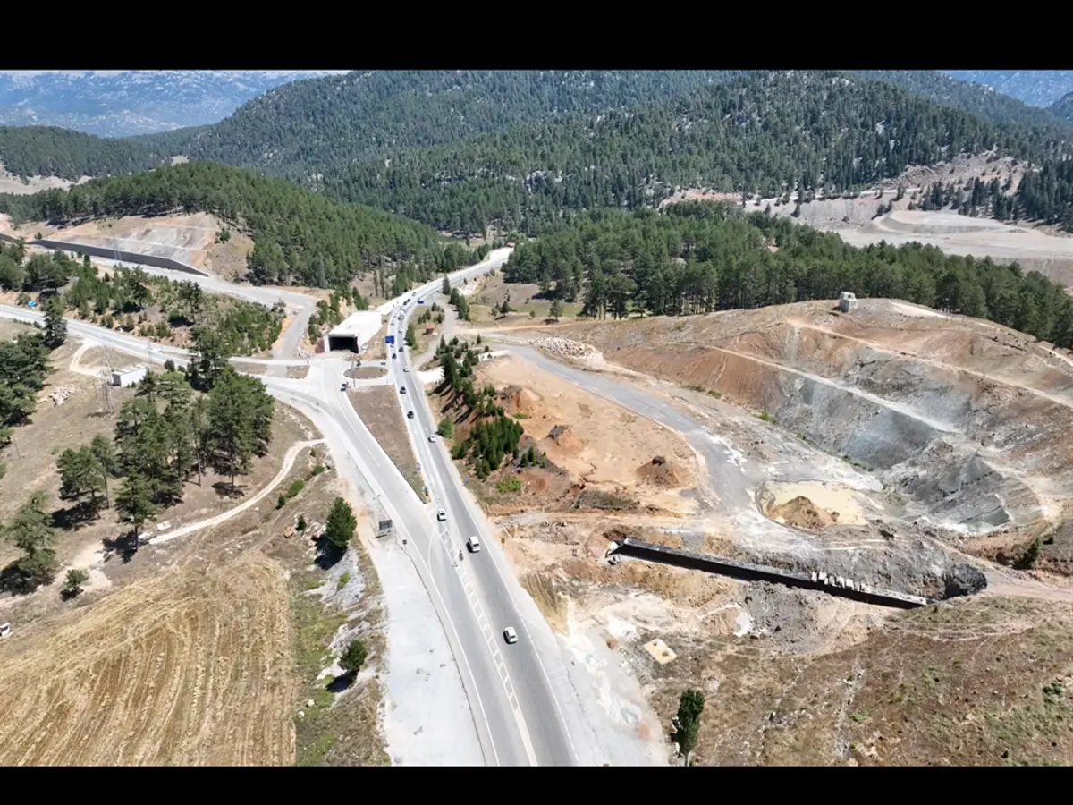Konya-Antalya yolculuğu Alacabel Tüneli ile 20 dakika kısalacak