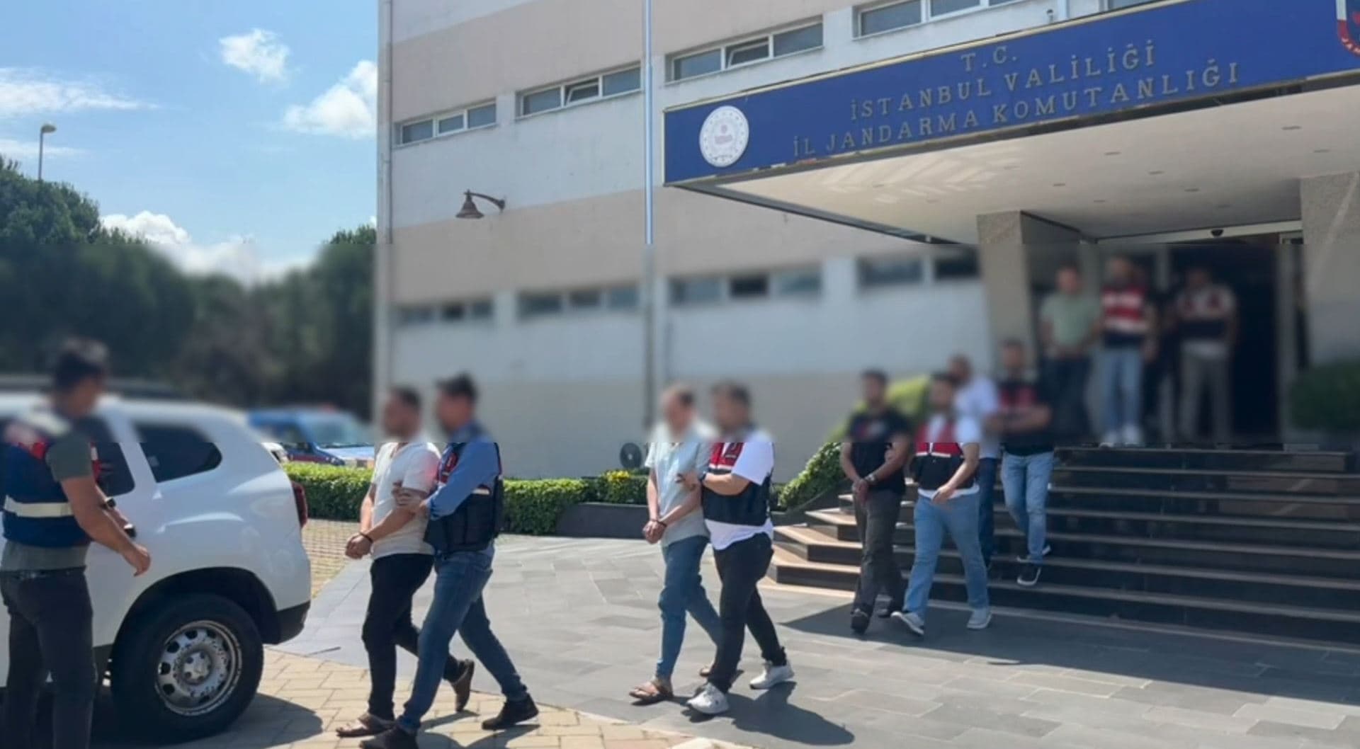 26 ilde göçmen kaçakçılığı operasyonu: 43 kişi tutuklandı