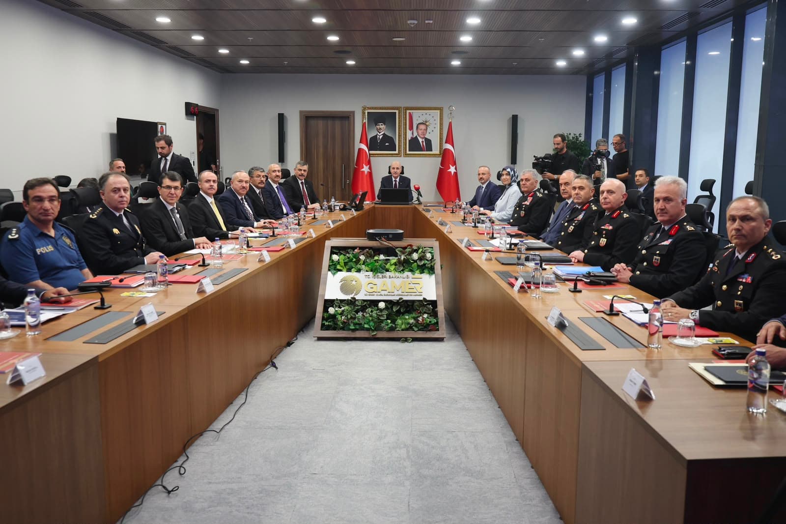 Terörsüz Türkiye toplantısı tamamlandı, önemli mesajlar verildi.