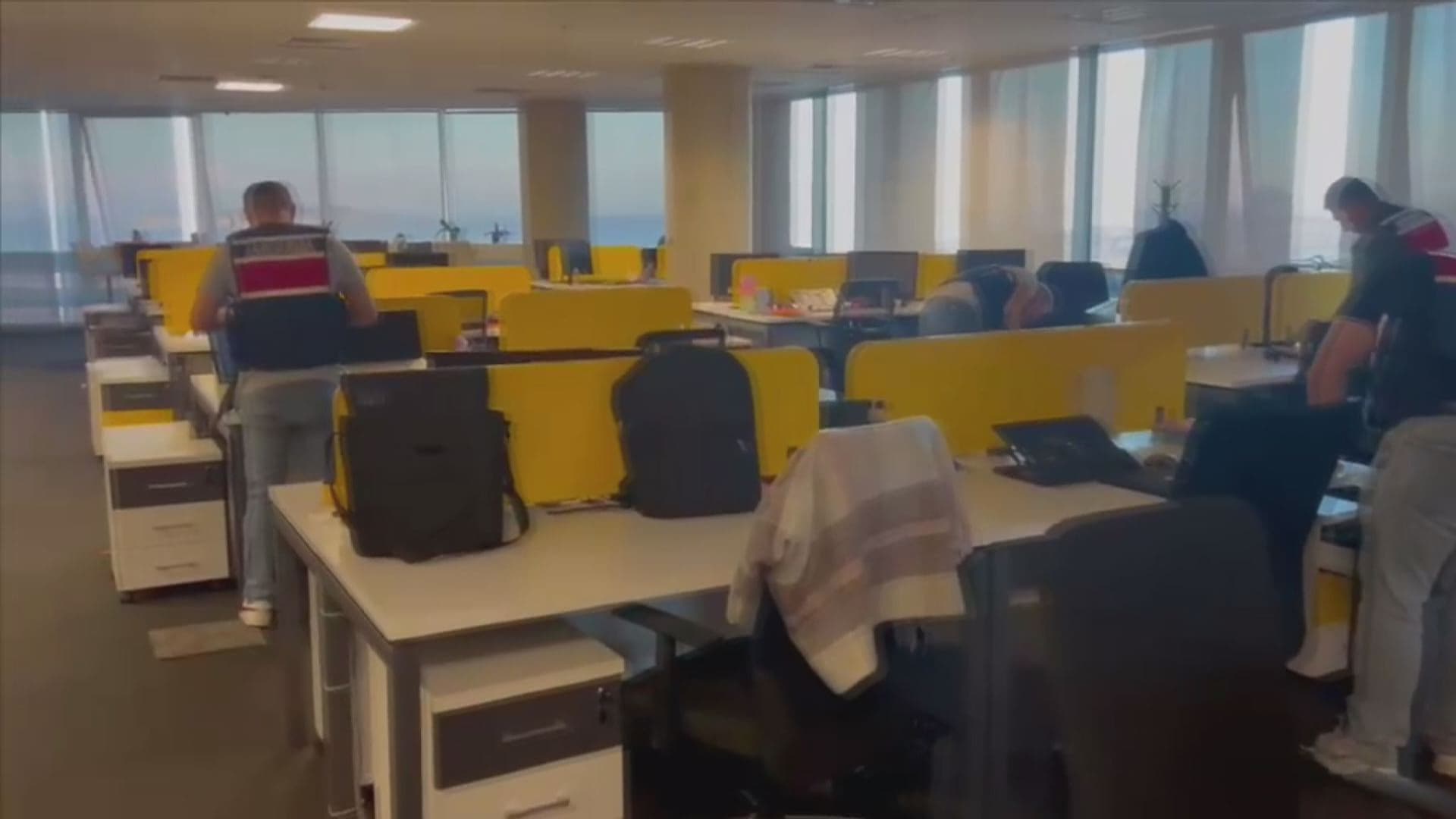 İstanbul'da yasa dışı bahis operasyonu: Turuncu Holding ve 25 şirketine kayyum atandı