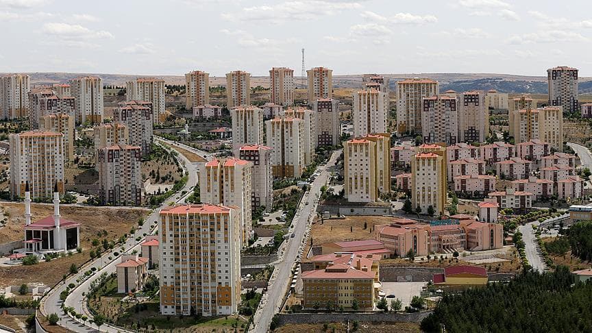 Konut satışları azalmaya devam ediyor