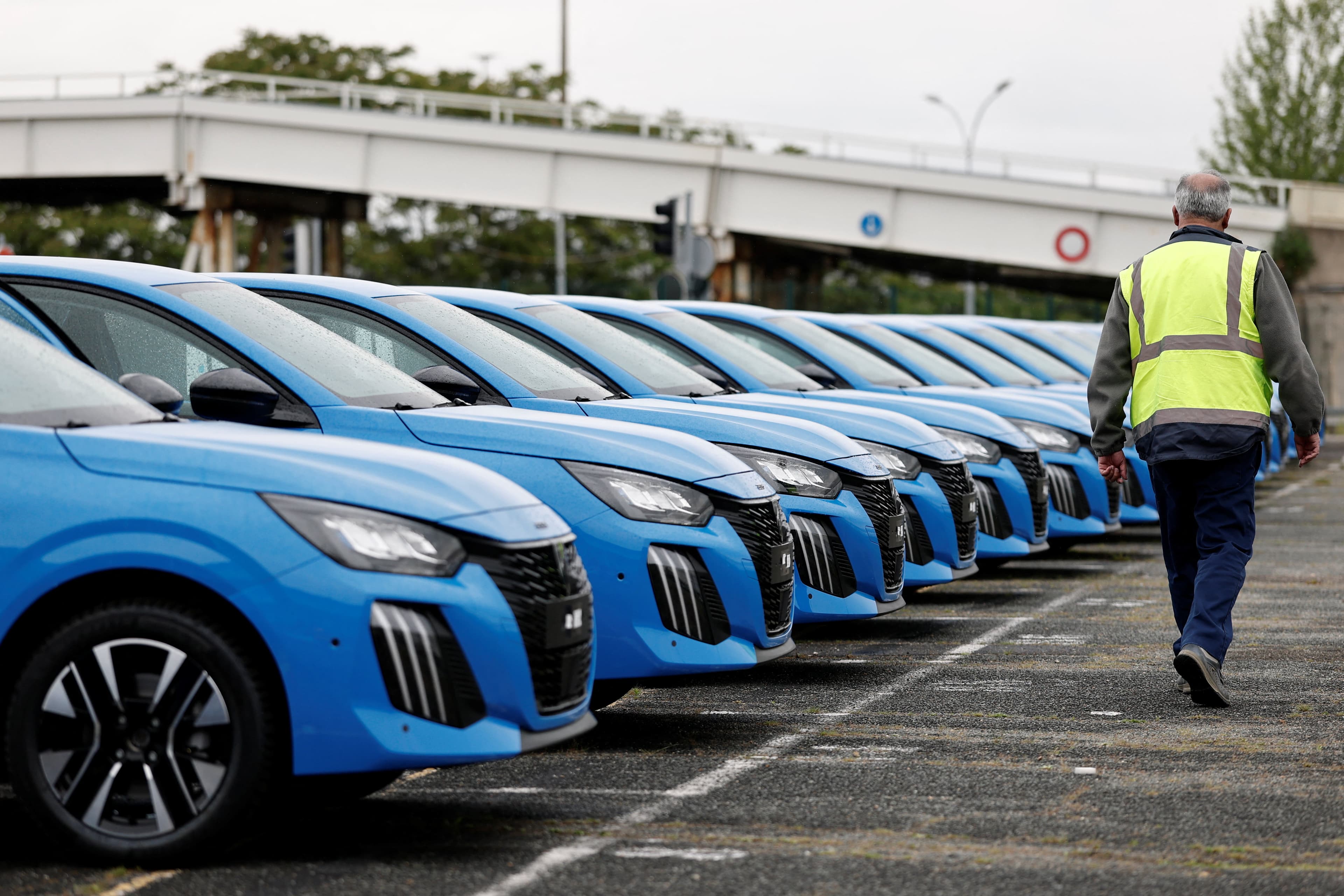 Stellantis, 60 milyar euroluk dönüşüm planını açıkladı