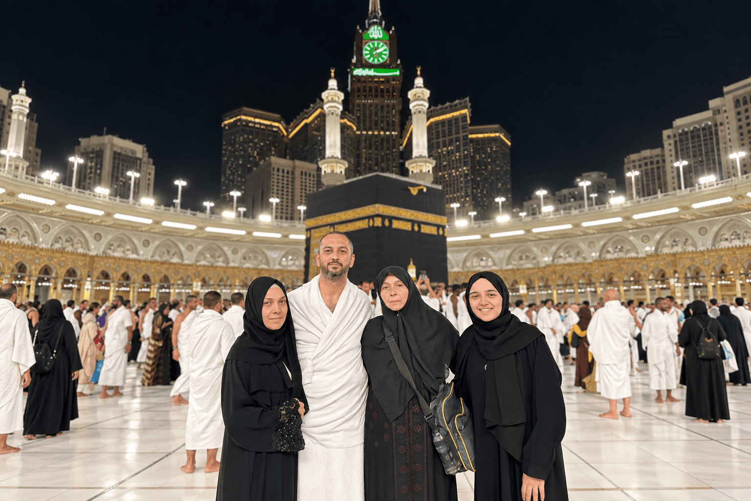 Suudi Arabistan'da Ünlüce ailesi 8 aydır evlerine dönemiyor