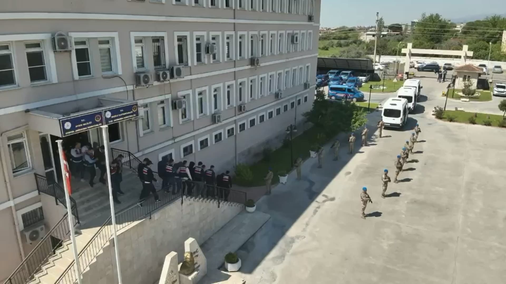 5 ilde uyuşturucu operasyonu: 341 kişi gözaltında