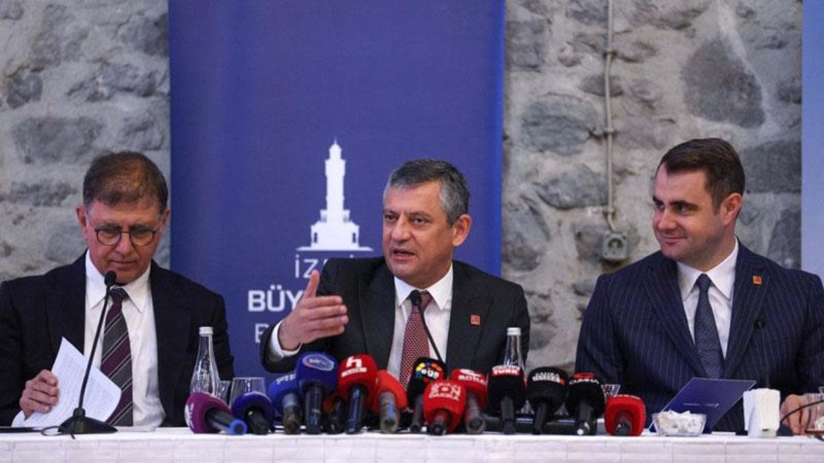 Cemil Tugay'ın Yeni Parti'den açıklama sonrası durumu merak ediliyor